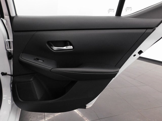 2022 Nissan Sentra SV Xtronic CVT® SV
